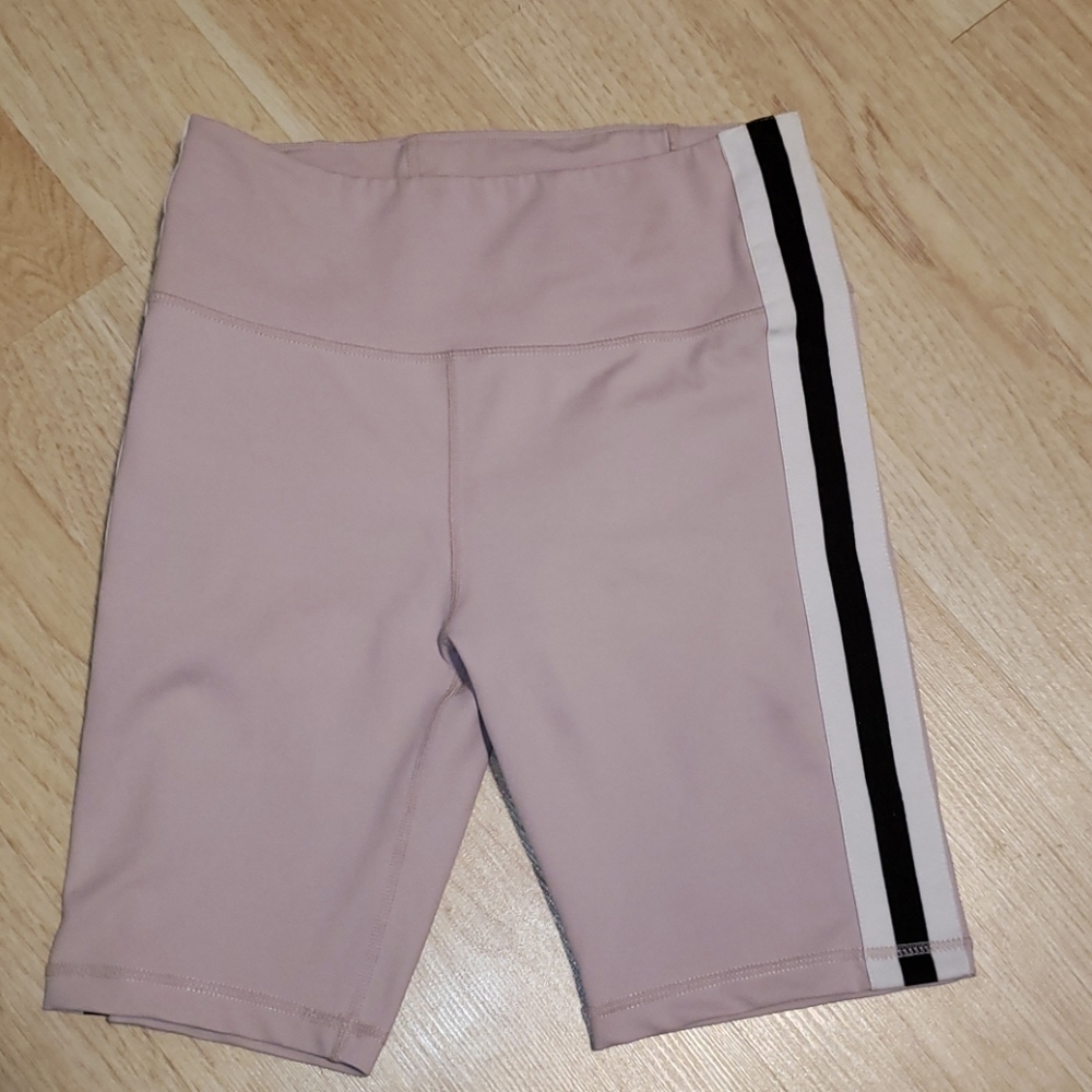 Biker shorts-All fenix Kyla shorts - Picture 2 of 8
